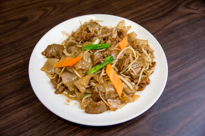 n18. beef chow fun 干炒牛河粉